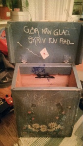 Mailbox as pedal board